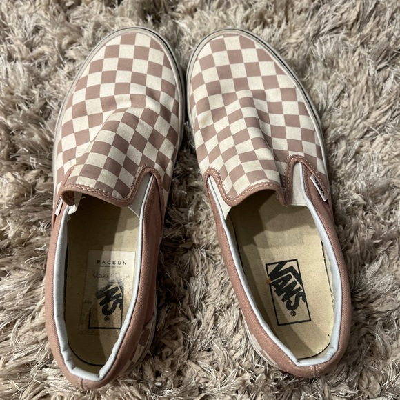 pink and white checkered vans - Picture 3 of 4